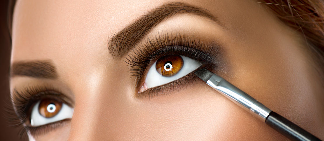 Trucco per gli occhi marroni