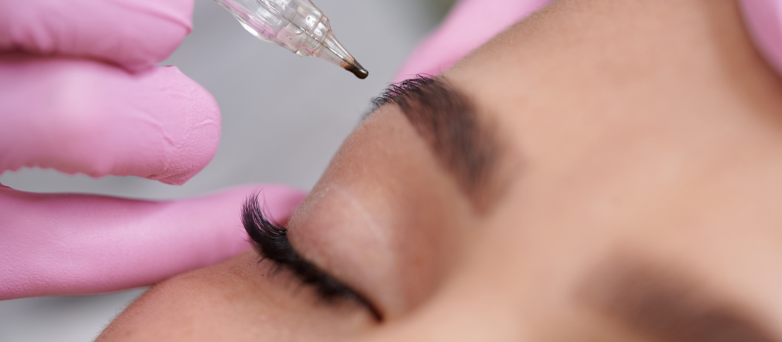 Tutto quello da sapere sulle sopracciglia Breezy Brows